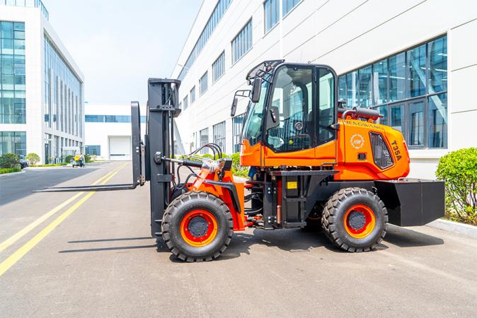 Montacargas Todo Terreno HWC-35